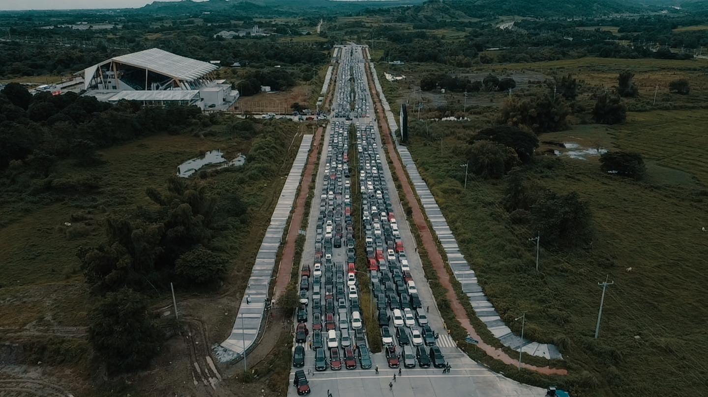Ford Everest Club Philippines bags the Largest Car Honk Ensemble of the Guinness World Records